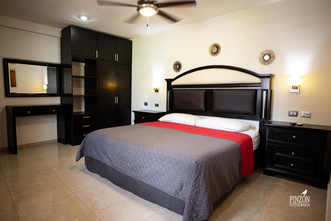 Hotel Suites Paraiso Mérida Zewnętrze zdjęcie