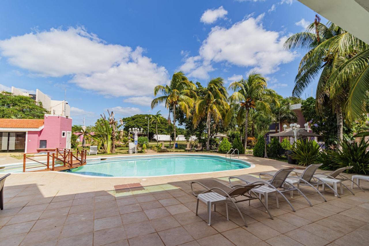 Hotel Suites Paraiso Mérida Zewnętrze zdjęcie